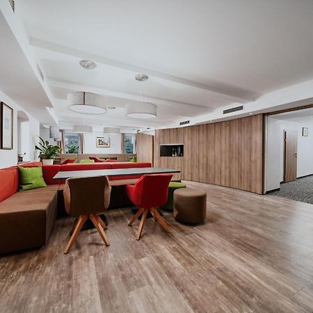 Seehotel Im Weyer Gmunden Bagian luar foto