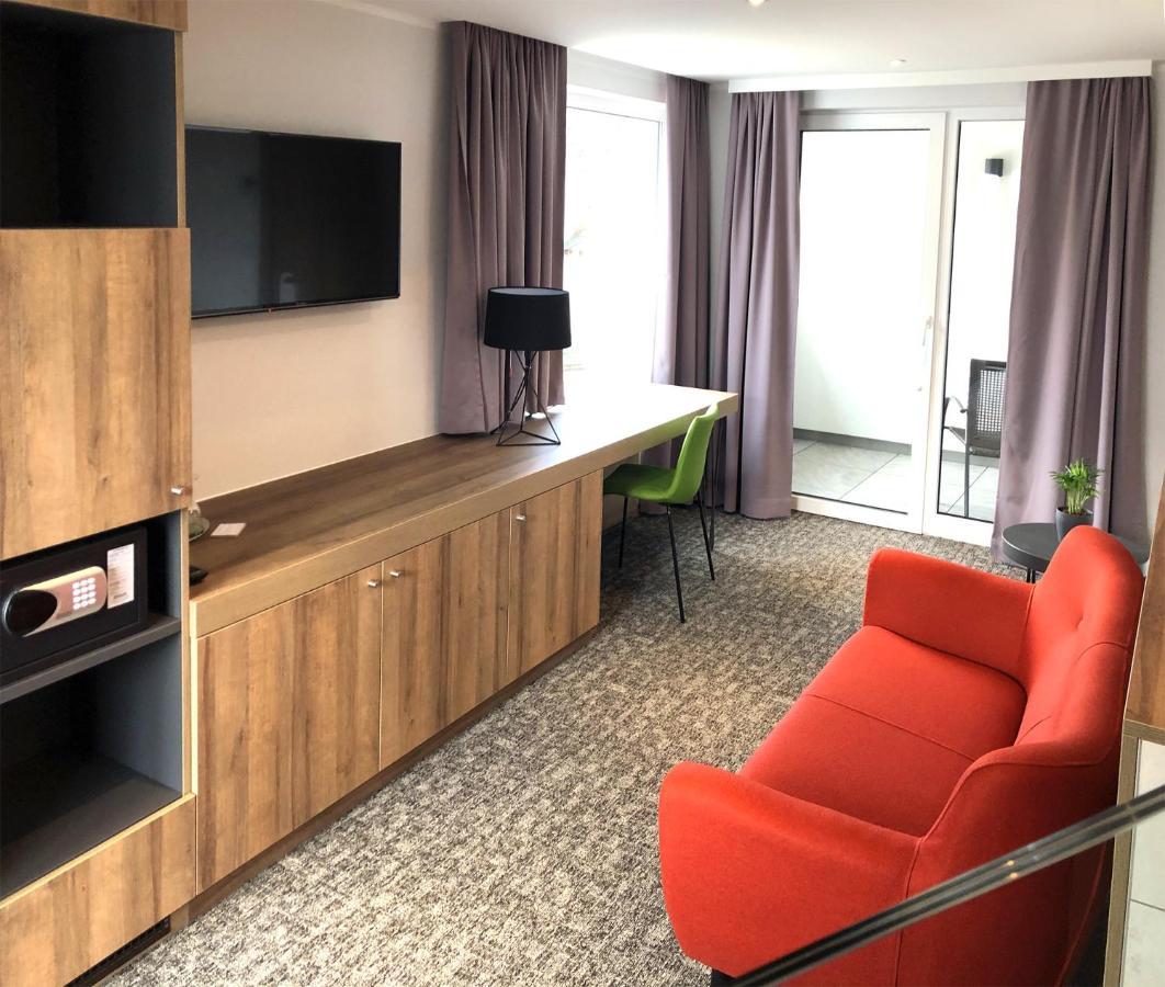 Seehotel Im Weyer Gmunden Bagian luar foto